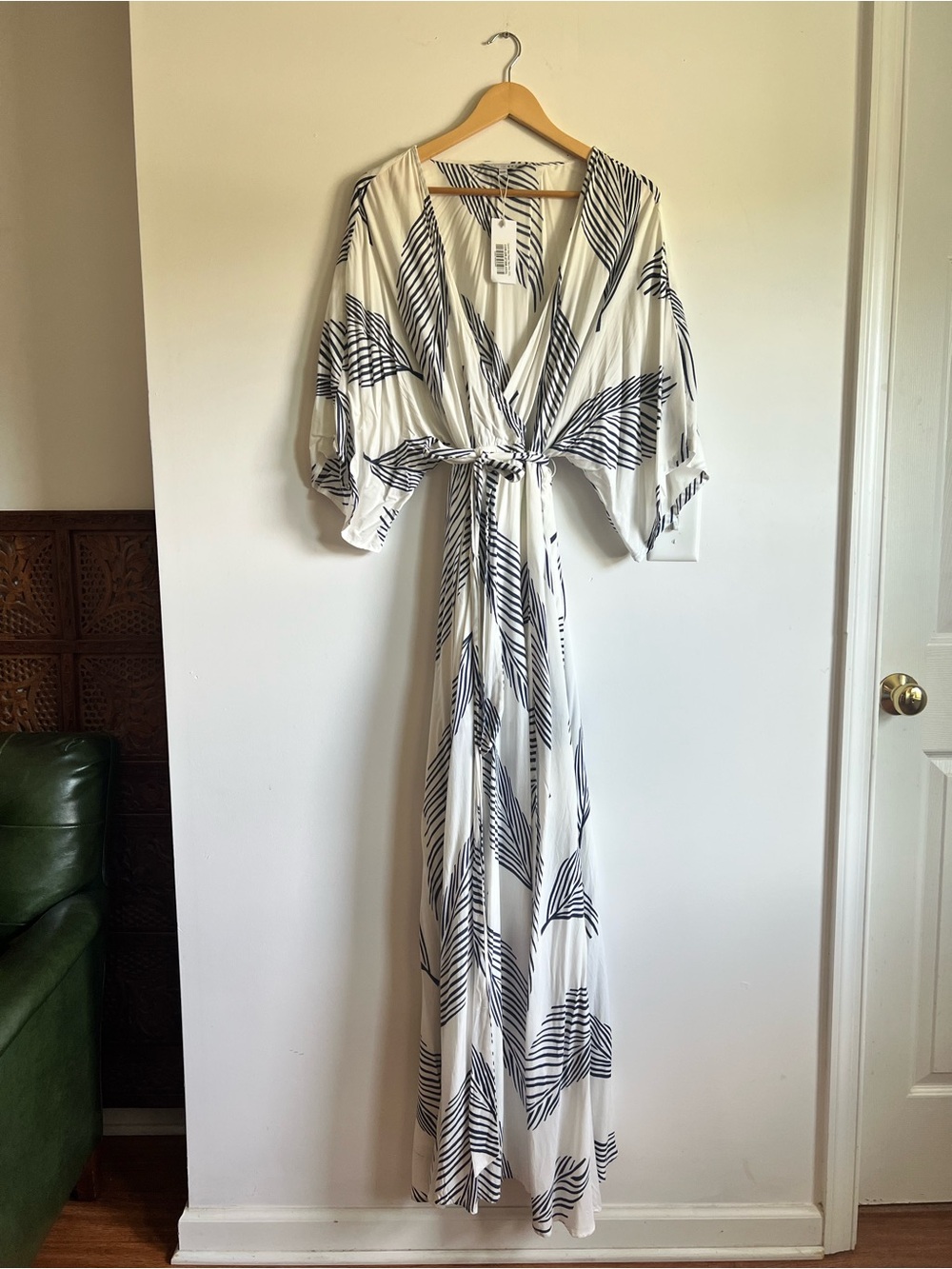 Baltic Born 3X Plus Size White Maxi Wrap Dress with Navy Leaf Print - Picture 9 of 15